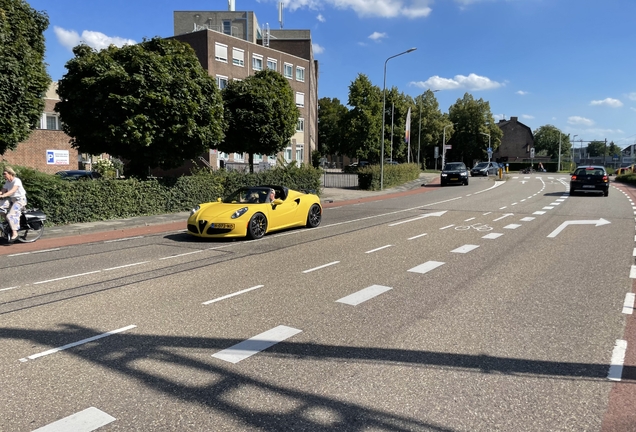 Alfa Romeo 4C Spider Pogea Racing