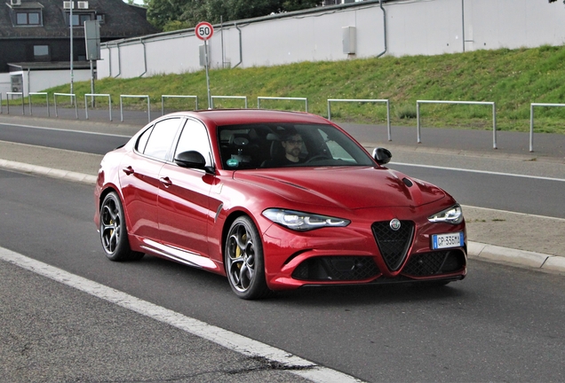 Alfa Romeo Giulia Quadrifoglio 2023