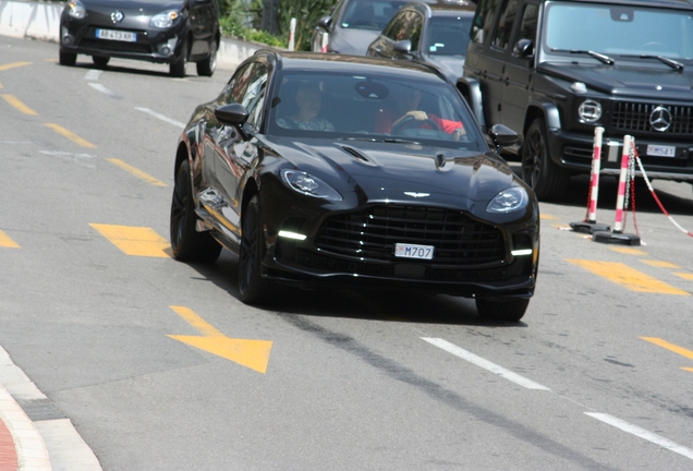 Aston Martin DBX707