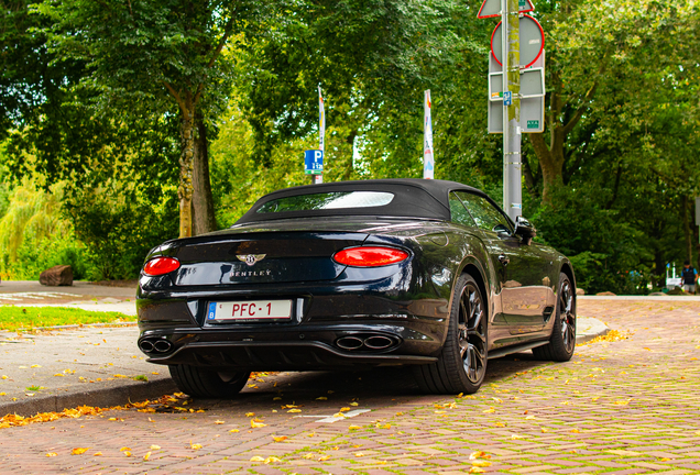 Bentley Continental GTC V8 S 2023