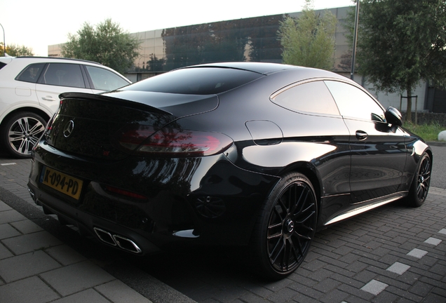 Mercedes-AMG C 63 S Coupé C205