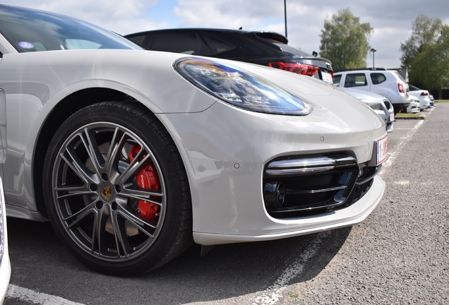 Porsche 971 Panamera Turbo Sport Turismo