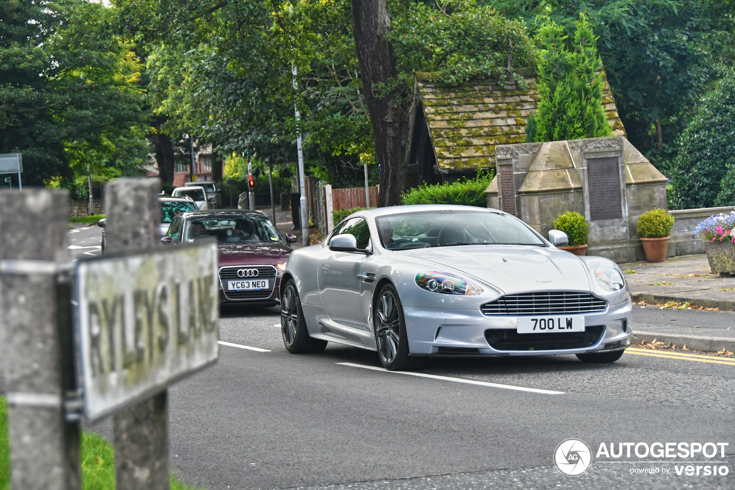 Aston Martin DBS