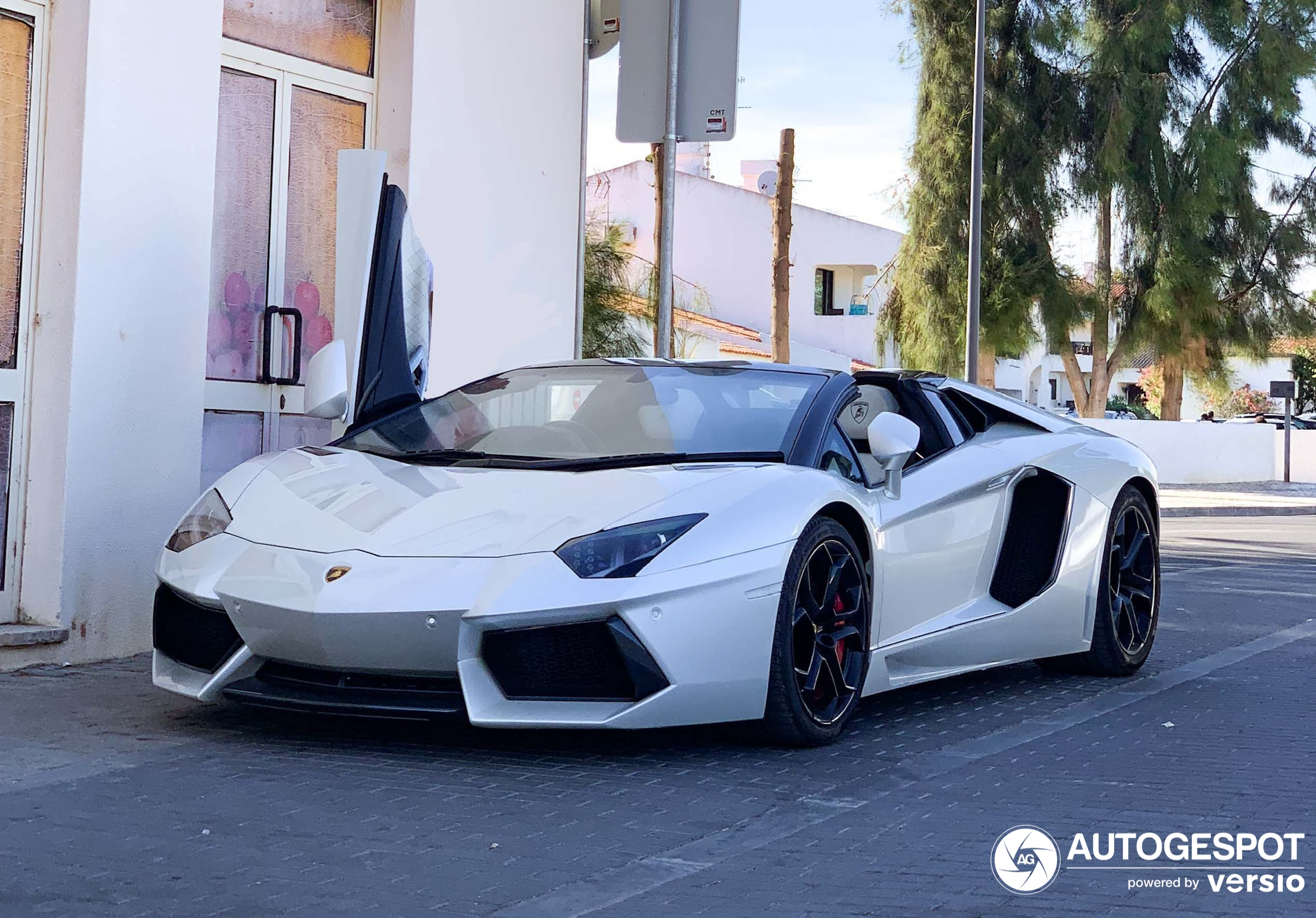 Lamborghini Aventador LP700-4 Roadster