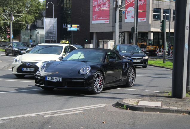 Porsche 992 Turbo Cabriolet