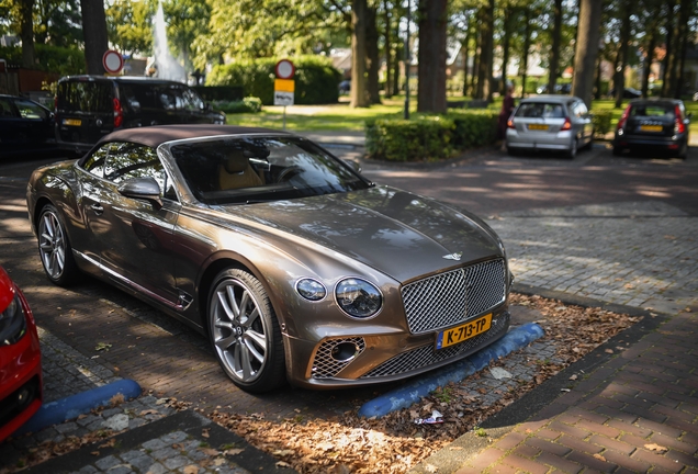 Bentley Continental GTC V8 2020