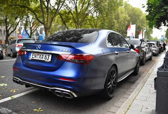 Mercedes-AMG E 63 S W213 2021