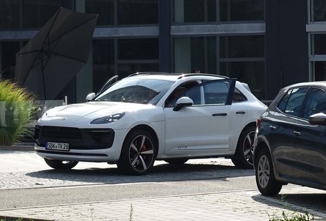 Porsche 95B Macan GTS MkIII