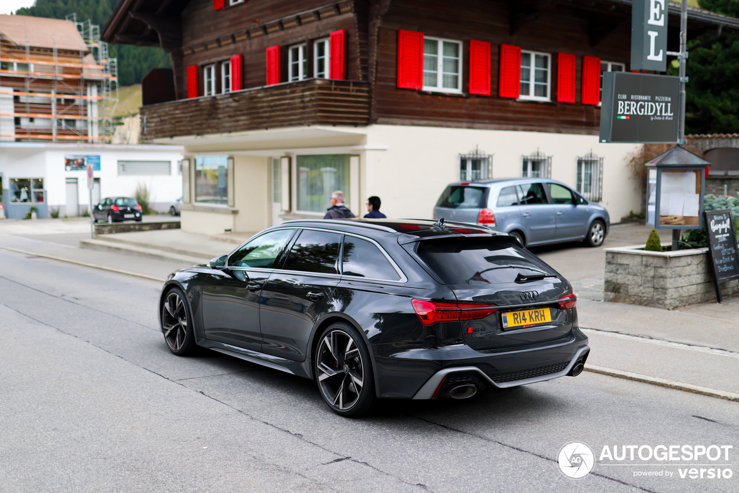 Audi RS6 Avant C8