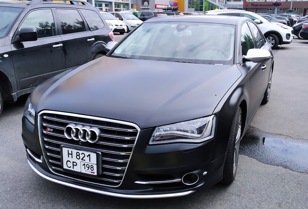 Audi S8 D4