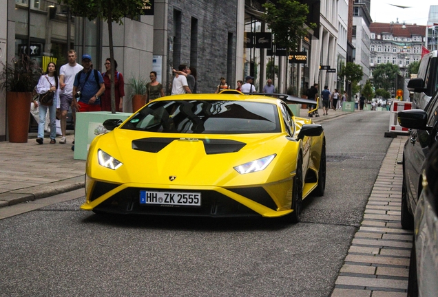 Lamborghini Huracán LP640-2 STO