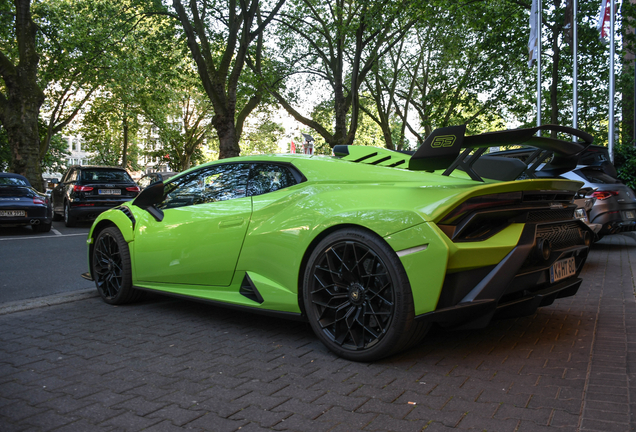 Lamborghini Huracán LP640-2 STO