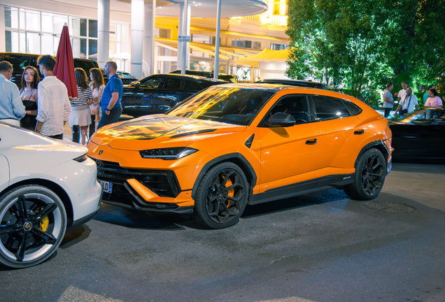 Lamborghini Urus Performante