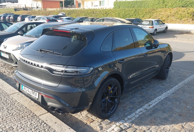 Porsche 95B Macan GTS MkIII