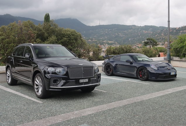 Bentley Bentayga V8 2021