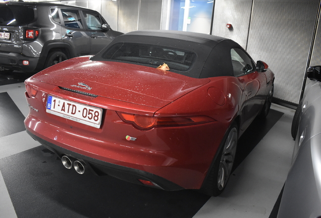 Jaguar F-TYPE S Convertible