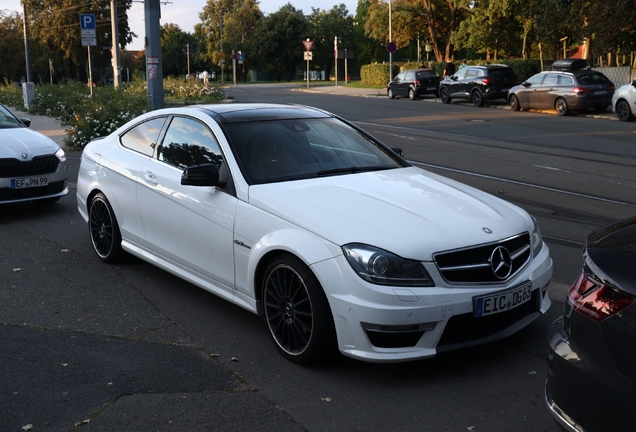 Mercedes-Benz C 63 AMG Coupé