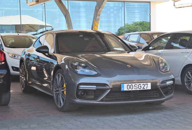 Porsche 971 Panamera Turbo