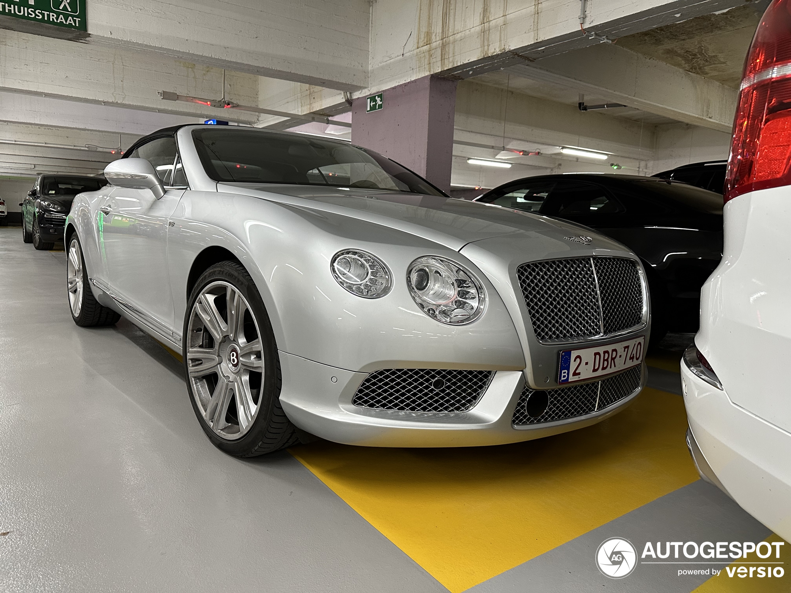 Bentley Continental GTC V8