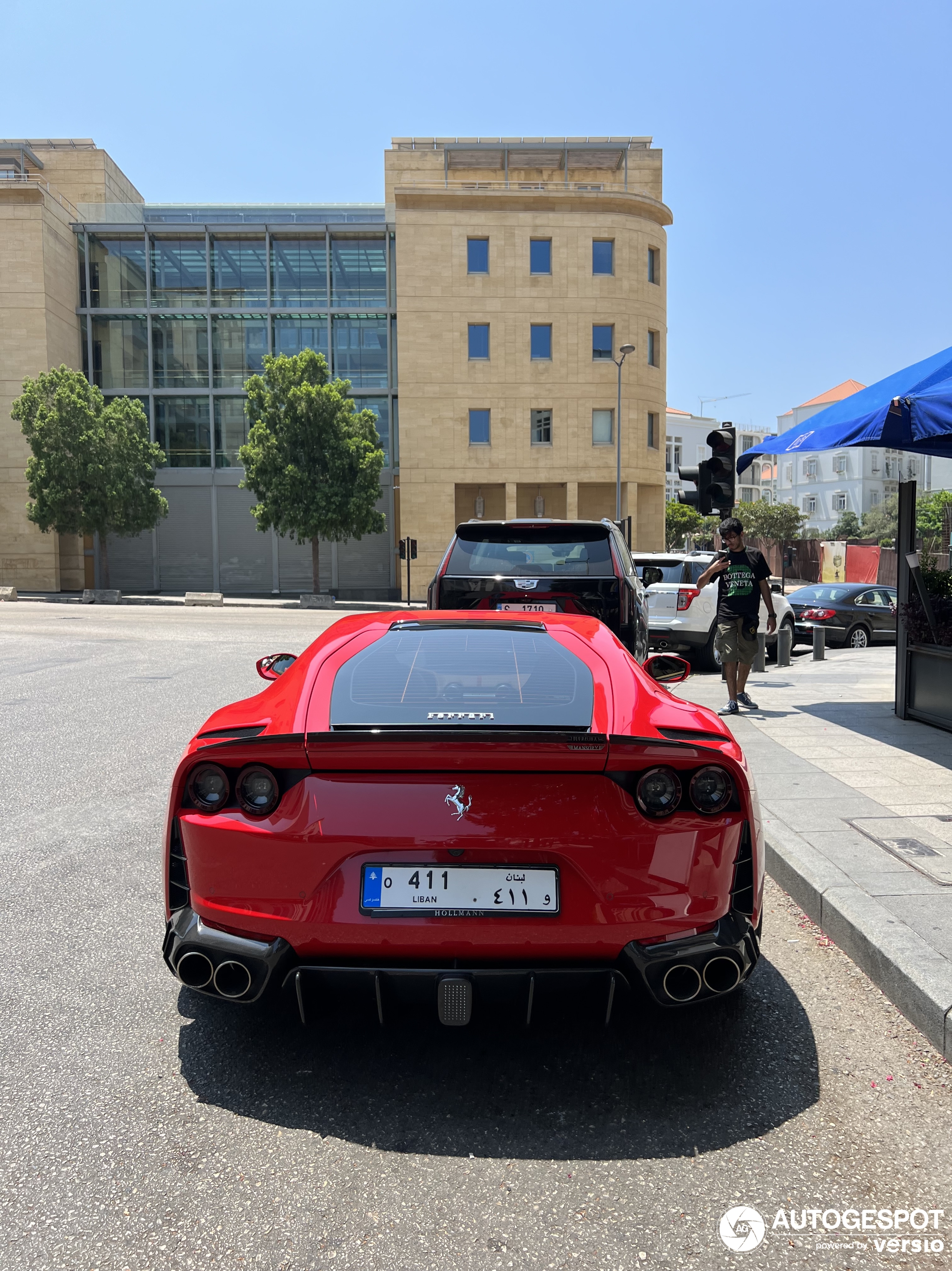 Gelukkig zijn er ook nog Ferrari's te spotten in Libanon