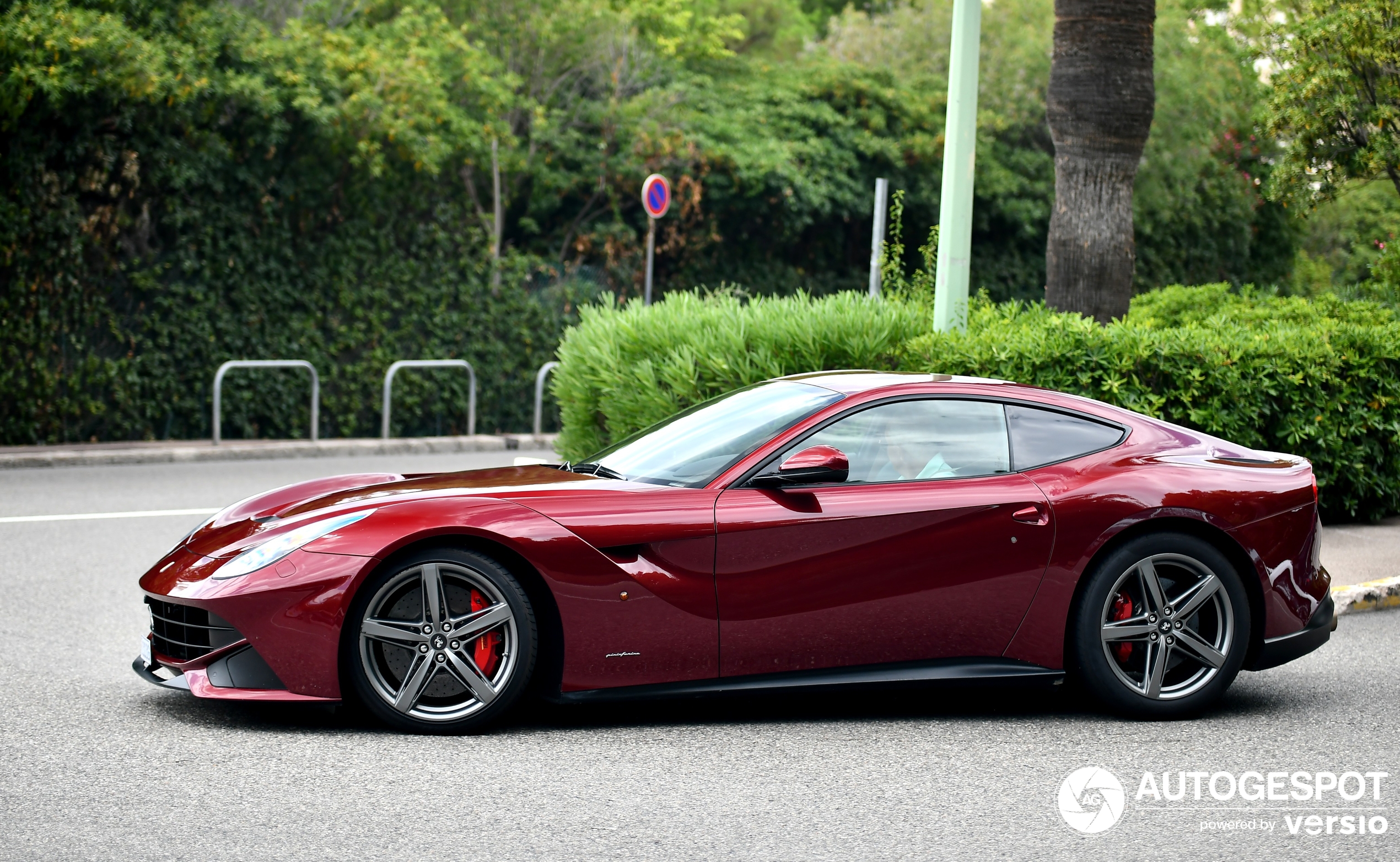 Ferrari F12berlinetta