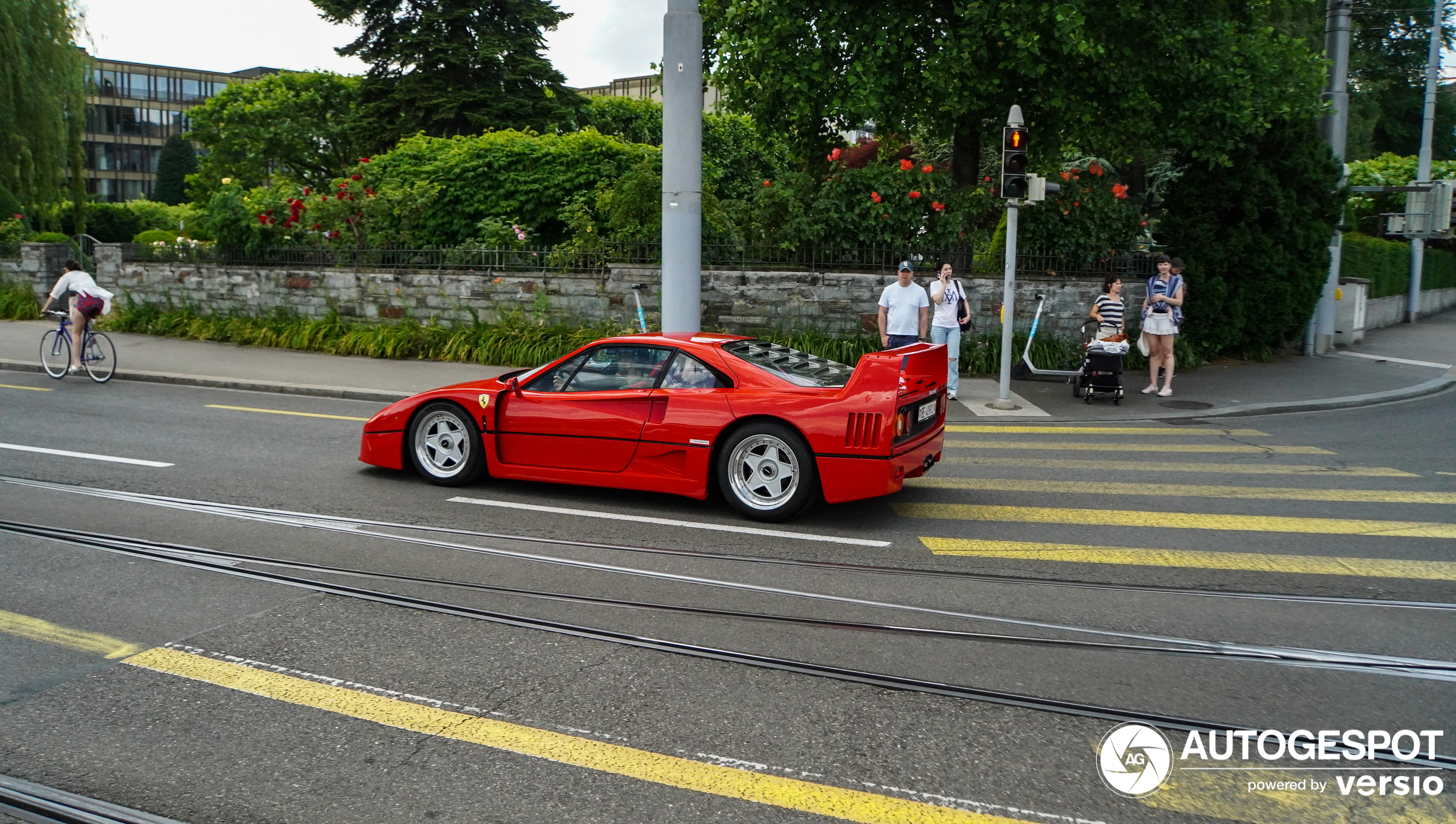 Another F40 shows up in Zürich