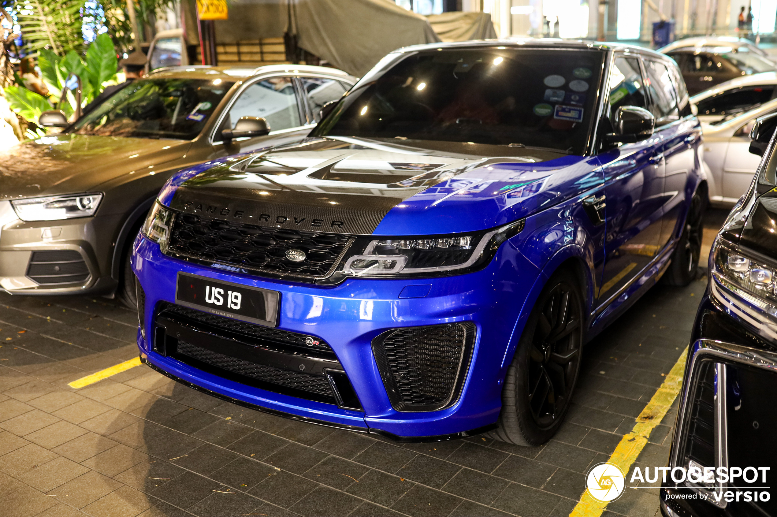 Land Rover Range Rover Sport SVR 2018 Carbon Edition