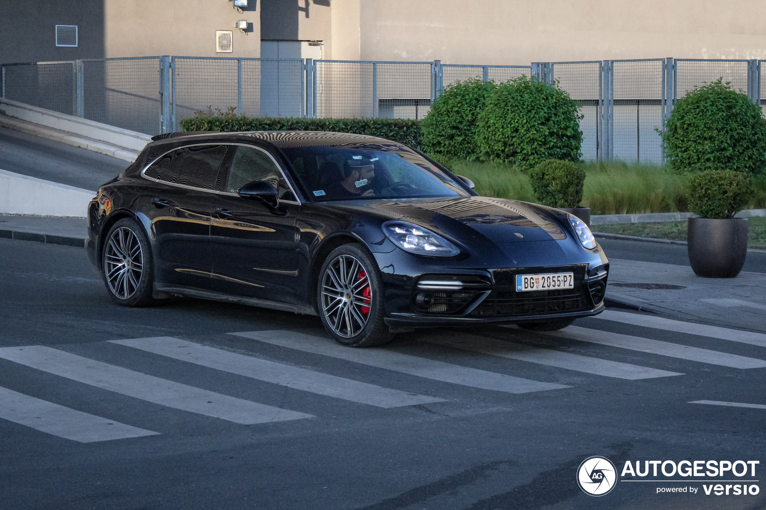 Porsche 971 Panamera Turbo Sport Turismo