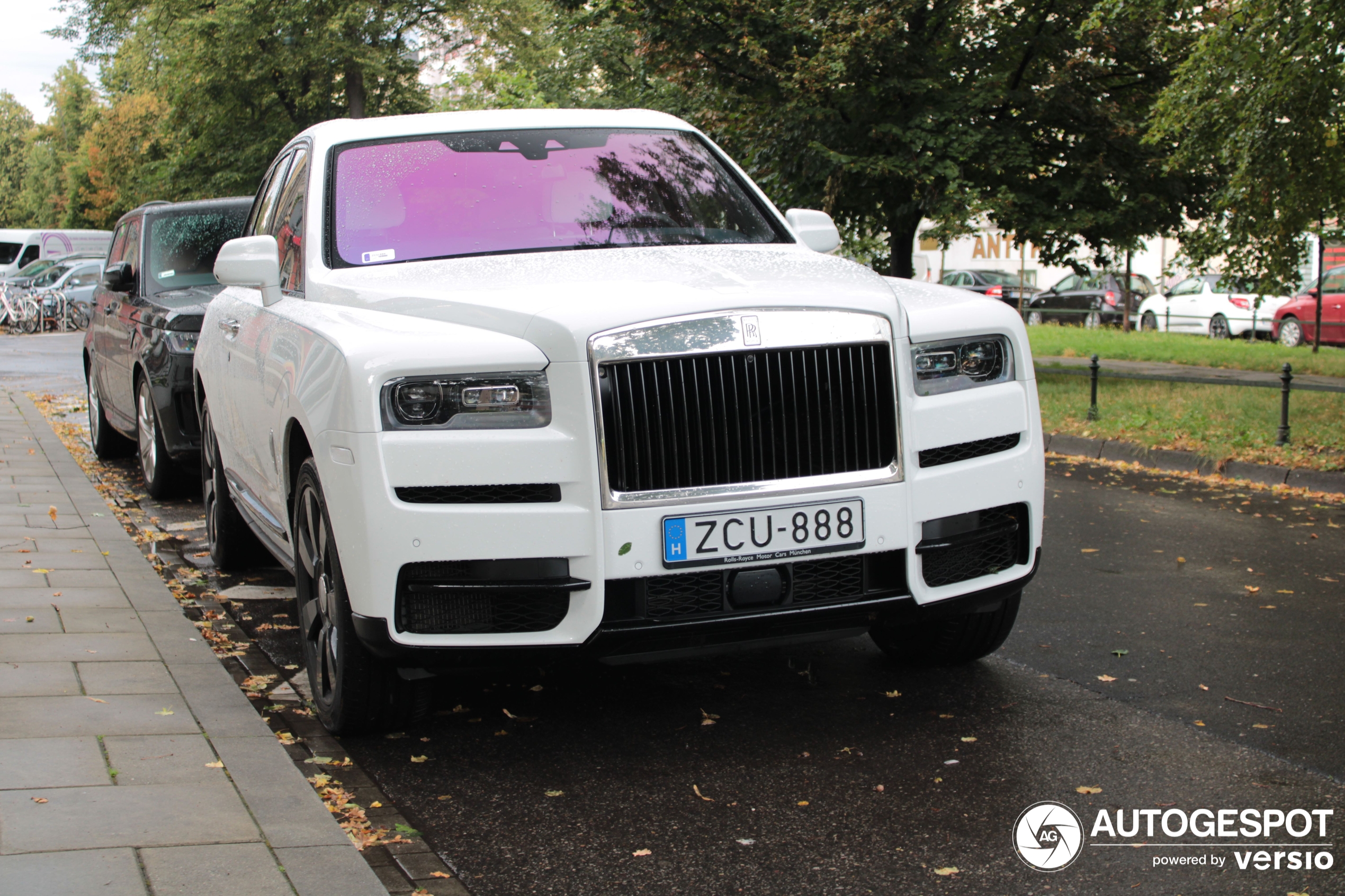 Rolls-Royce Cullinan Frozen Lakes Edition