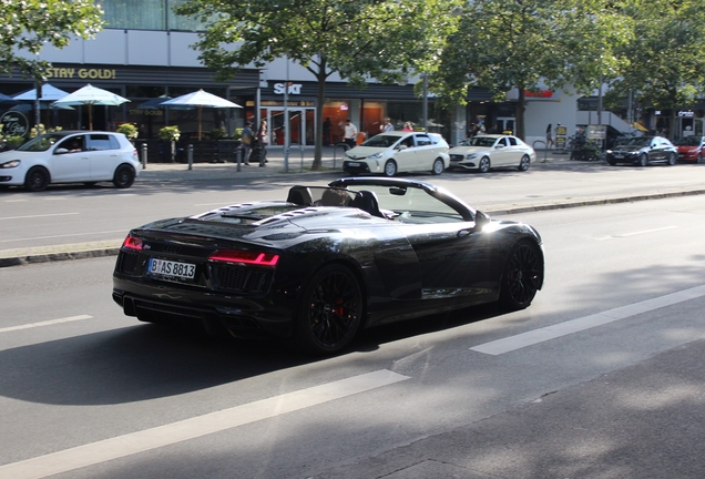 Audi R8 V10 Spyder 2016