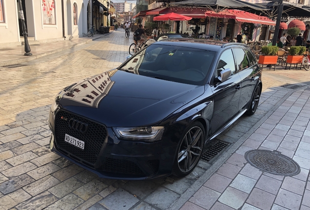 Audi RS4 Avant B8