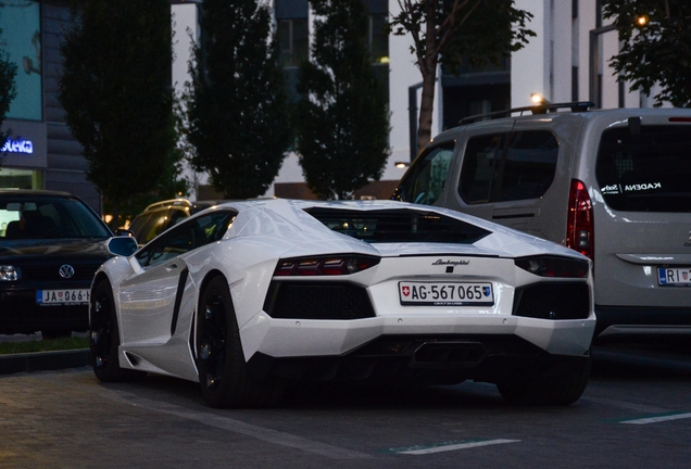 Lamborghini Aventador LP700-4