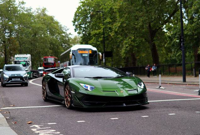 Lamborghini Aventador LP770-4 SVJ Roadster