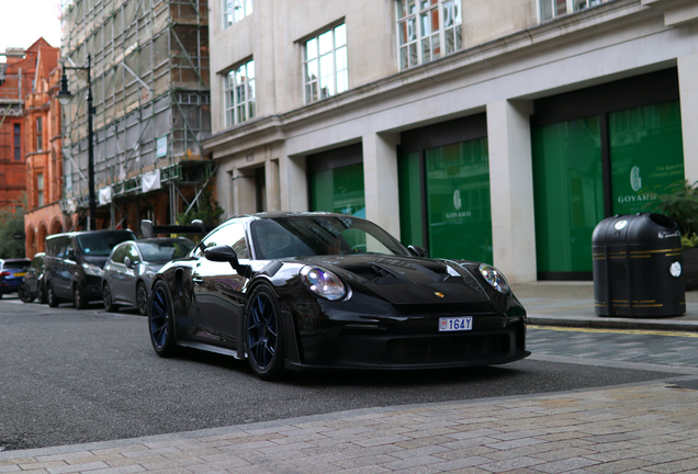 Porsche 992 GT3 RS Weissach Package