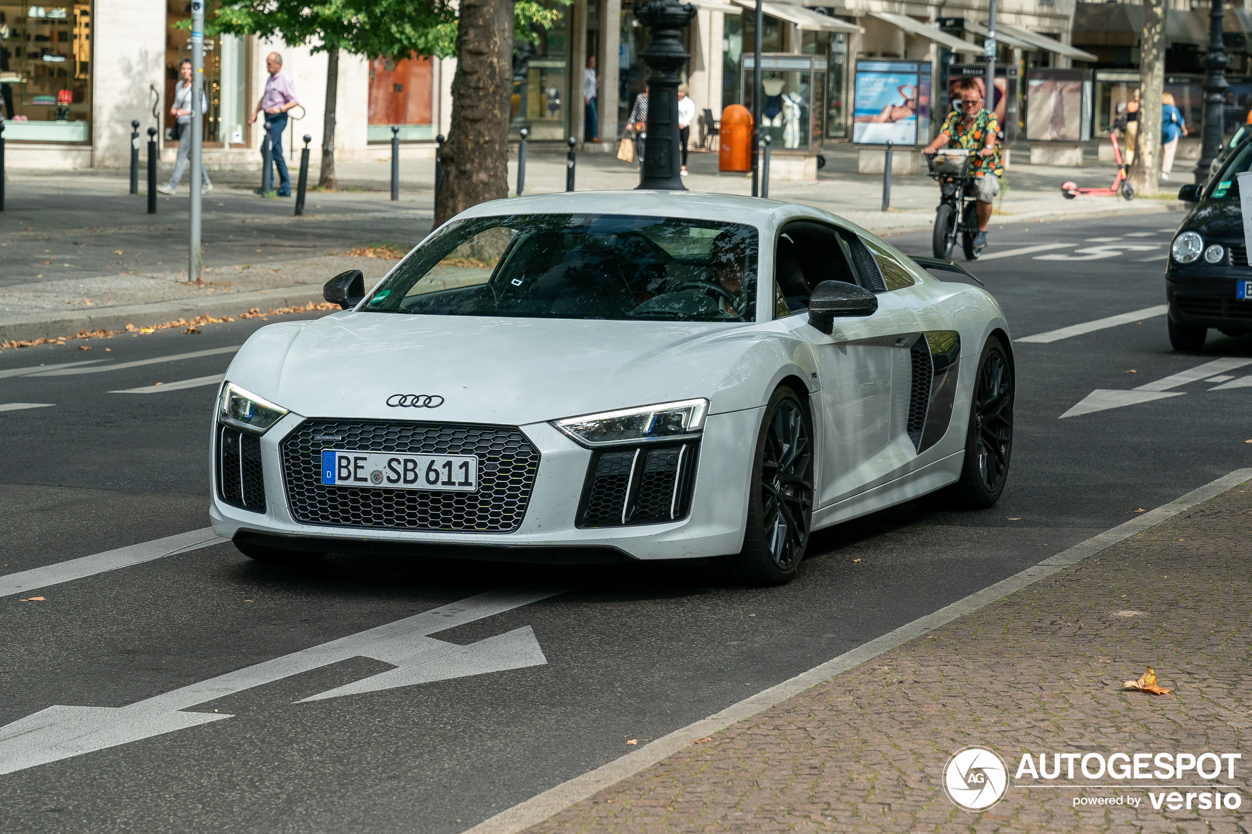 Audi R8 V10 Plus 2015