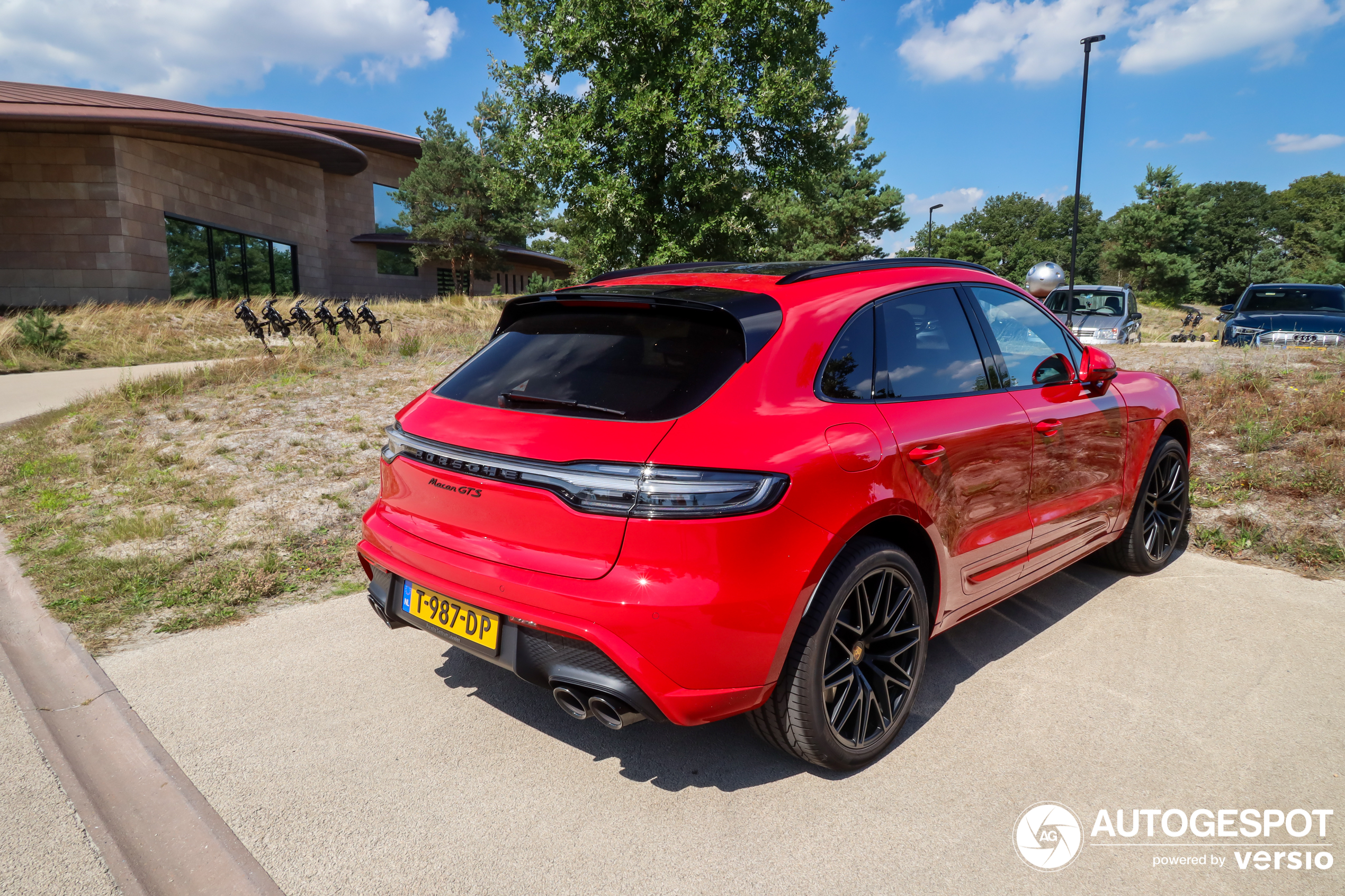 Porsche 95B Macan GTS MkIII