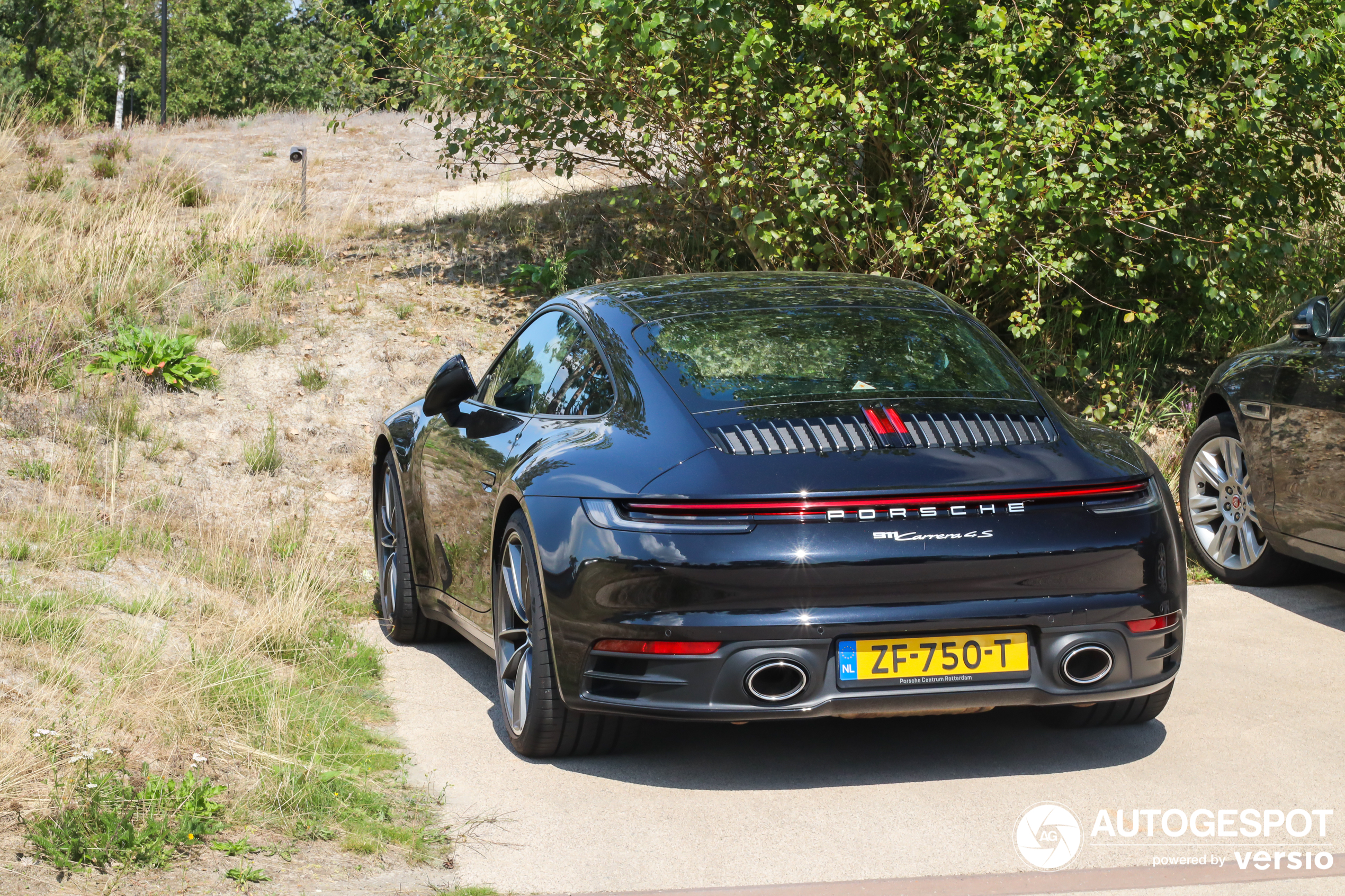 Porsche 992 Carrera 4S