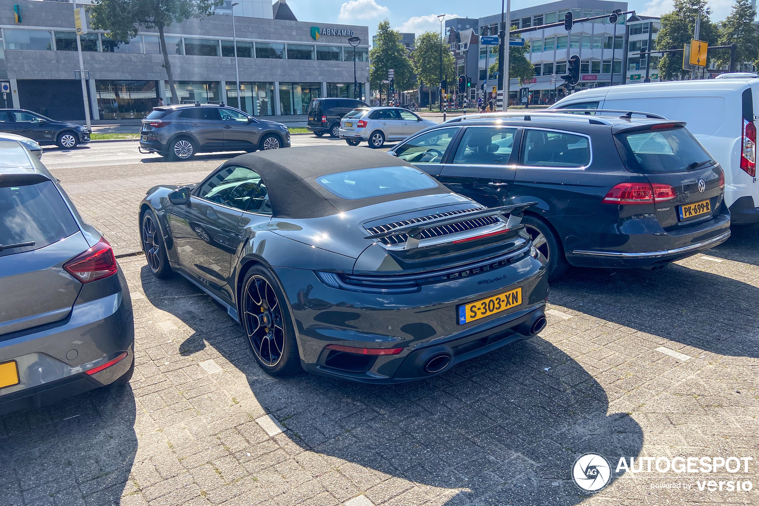 Porsche 992 Turbo S Cabriolet