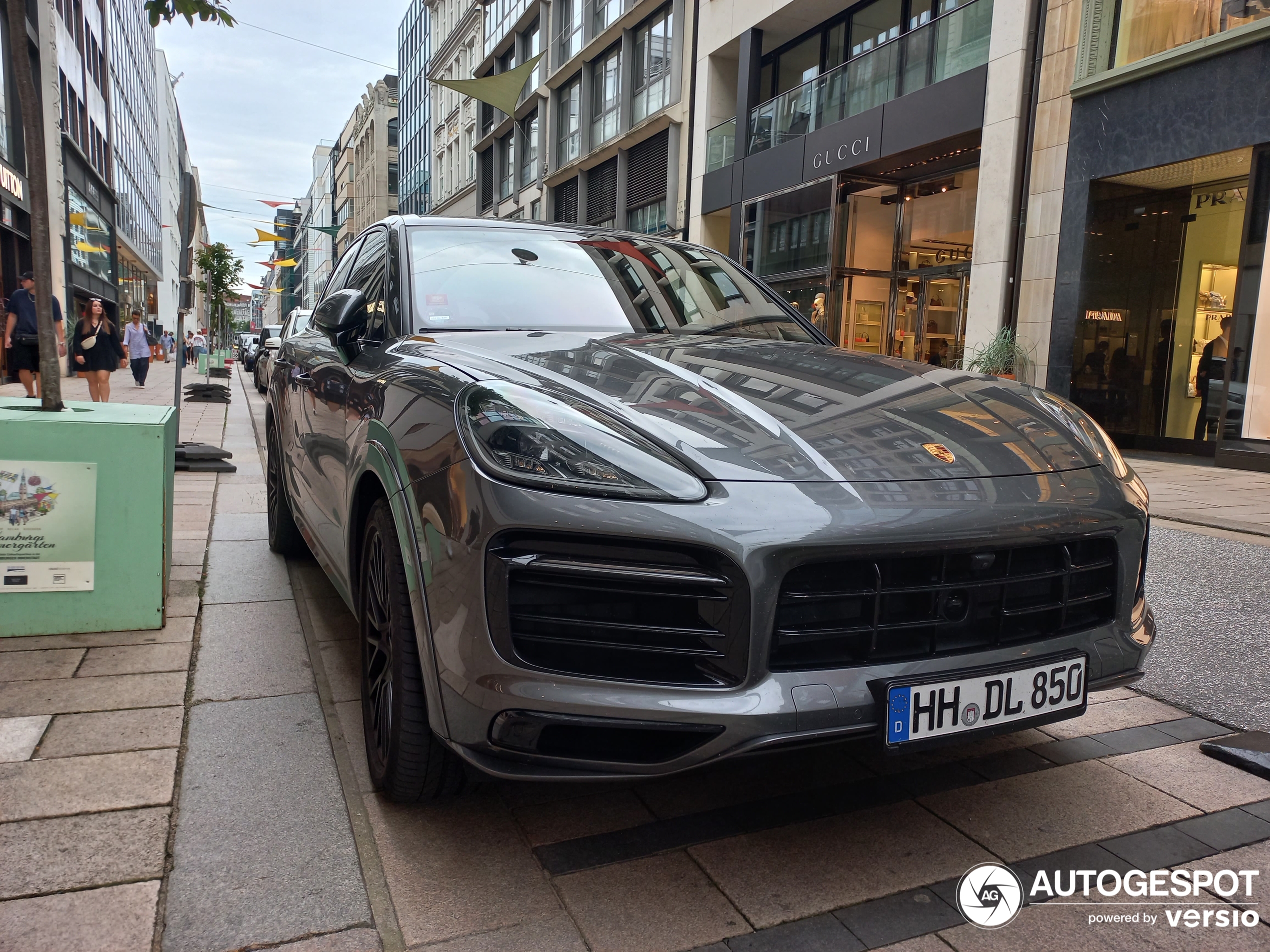 Porsche 9YA Cayenne GTS