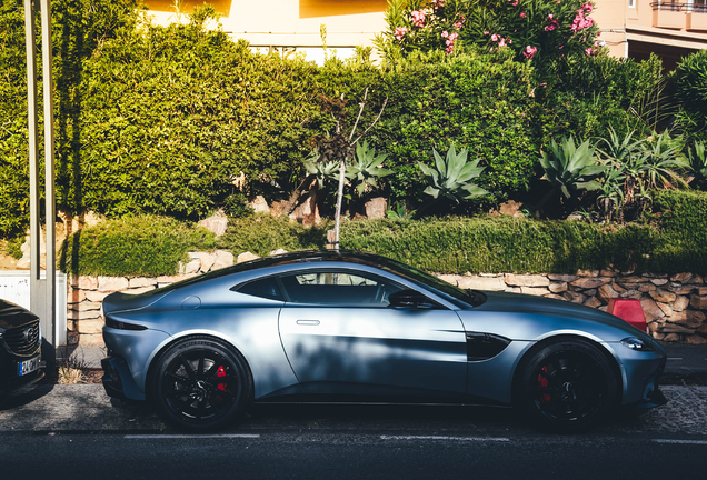 Aston Martin V8 Vantage 2018 British Edition