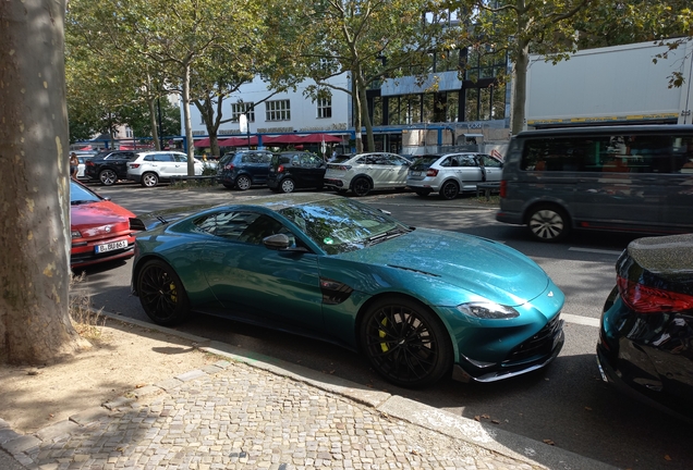 Aston Martin V8 Vantage Formula 1 Edition