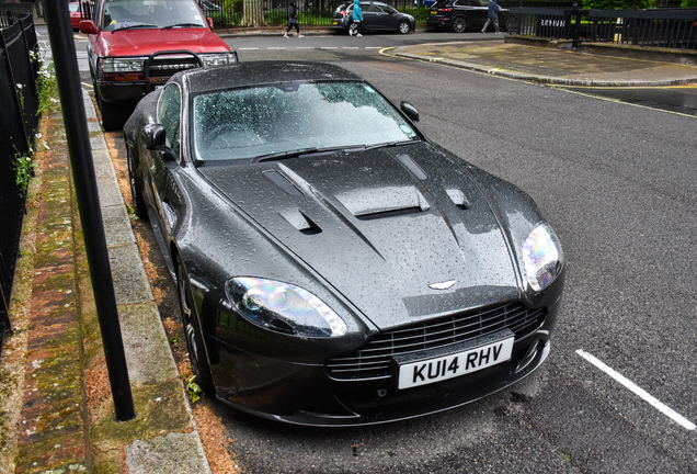 Aston Martin V8 Vantage S