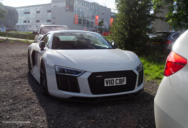 Audi R8 V10 Plus 2015