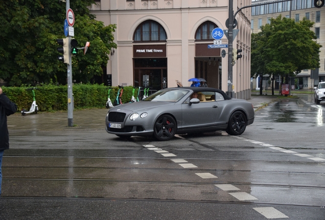 Bentley Continental GTC 2012