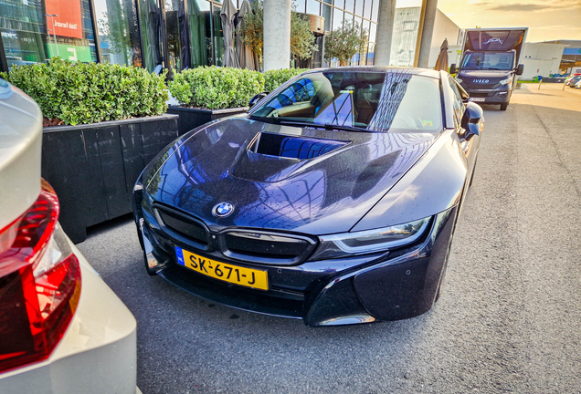 BMW i8 Carbon Edition