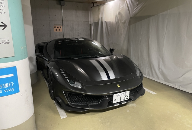 Ferrari 488 Pista