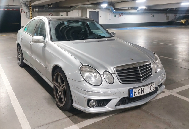 Mercedes-Benz E 63 AMG