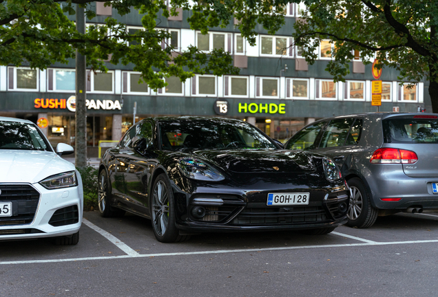 Porsche 971 Panamera Turbo S E-Hybrid