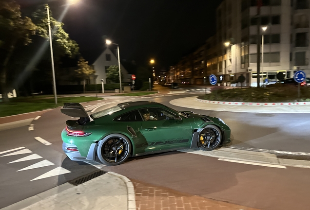 Porsche 992 GT3 RS Weissach Package