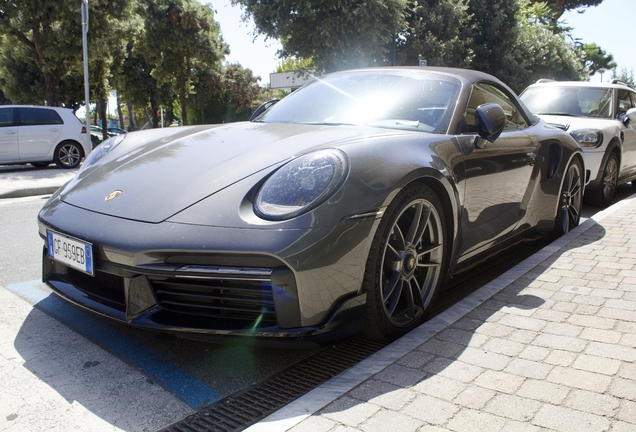 Porsche 992 Turbo S Cabriolet